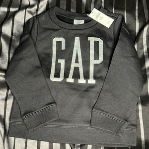 3/$25 ❤️ Sweatshirt from GAP Girl